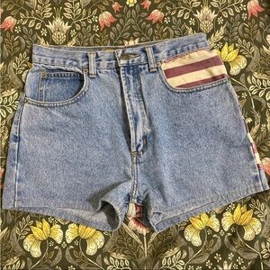 Vintage 90's Limited Jeans blue
Denim Shorts Youth Girls Size 14 Made in USA